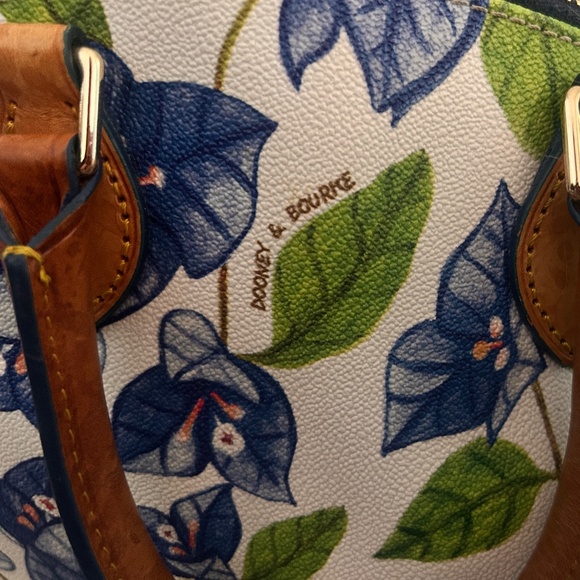 Dooney&Bourke Bag - Picture 3 of 3